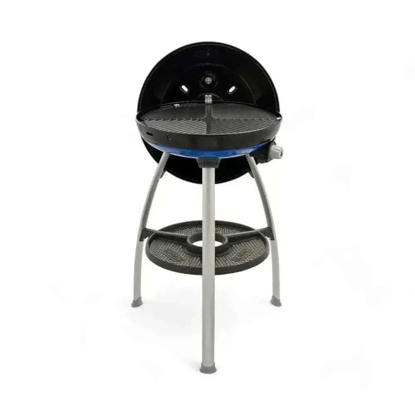 CADAC Carri Chef 50 BBQ with dome, portable outdoor grill, 46cm cooking surface, stainless steel burner, and GreenGrill coating