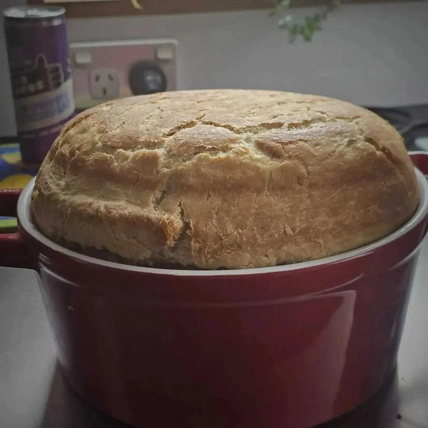 Eureka Mills Potbrood Easy Home Mix 1kg packaging with bread and baking ingredients