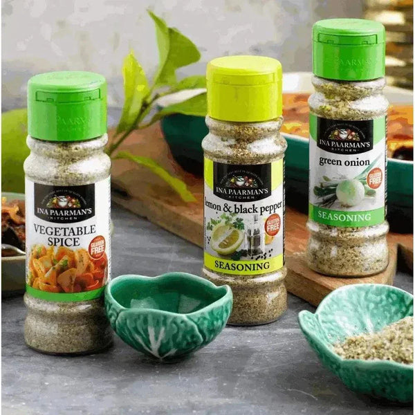Ina Paarman Lemon & Black Pepper 200ml seasoning bottle with natural lemon and black pepper blend for versatile cooking