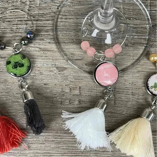 Set of 6 John Deere wine glass charms with colorful designs and 4cm rings