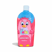 Clicks Made 4 Tots Strawberry Bubble Bath 750ml bottle with strawberry scent and bubbles for kids